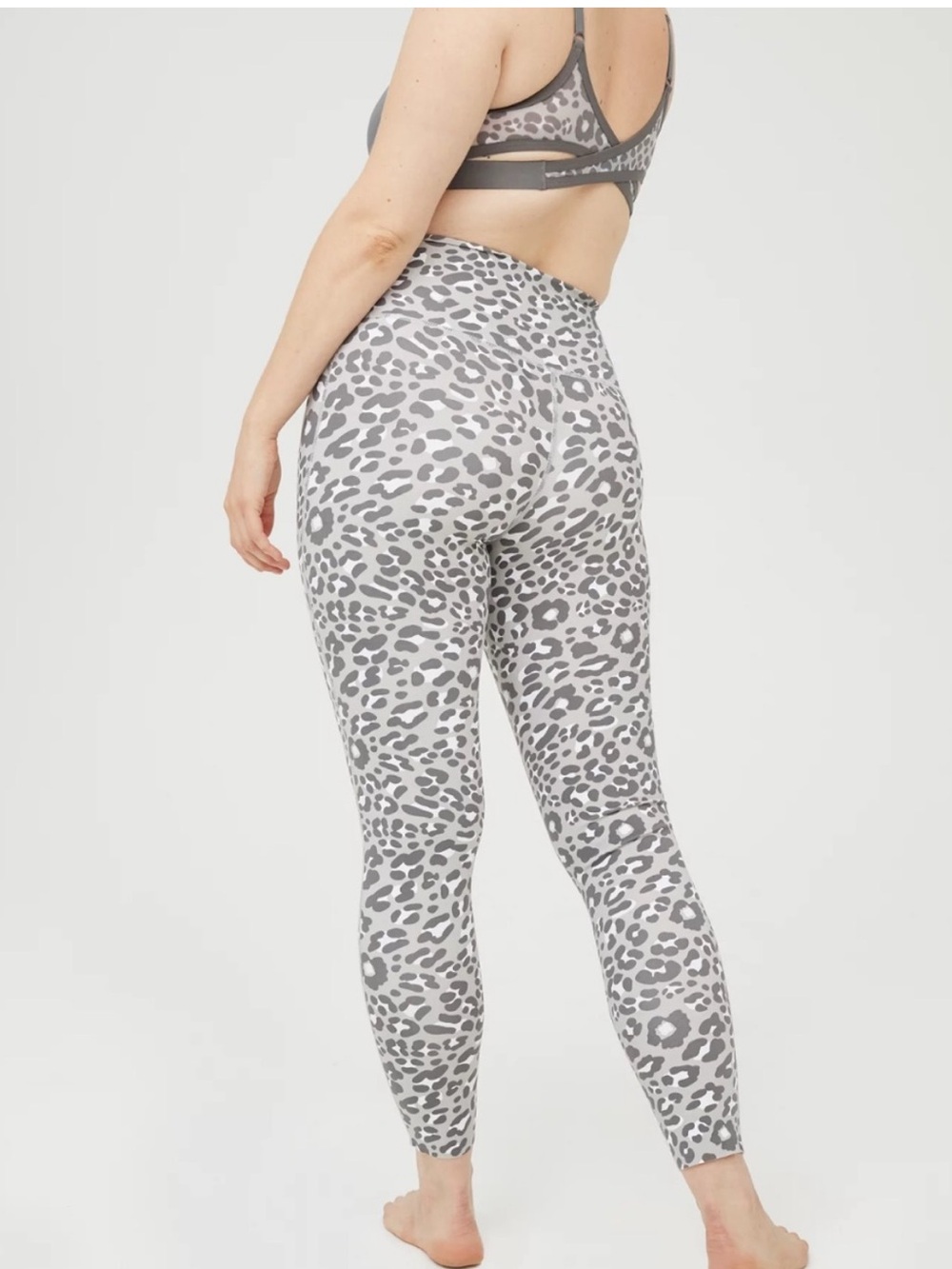 OFF LINE by AERIE GOALS 7/8 High Rise Leggings Leopard Print Medium